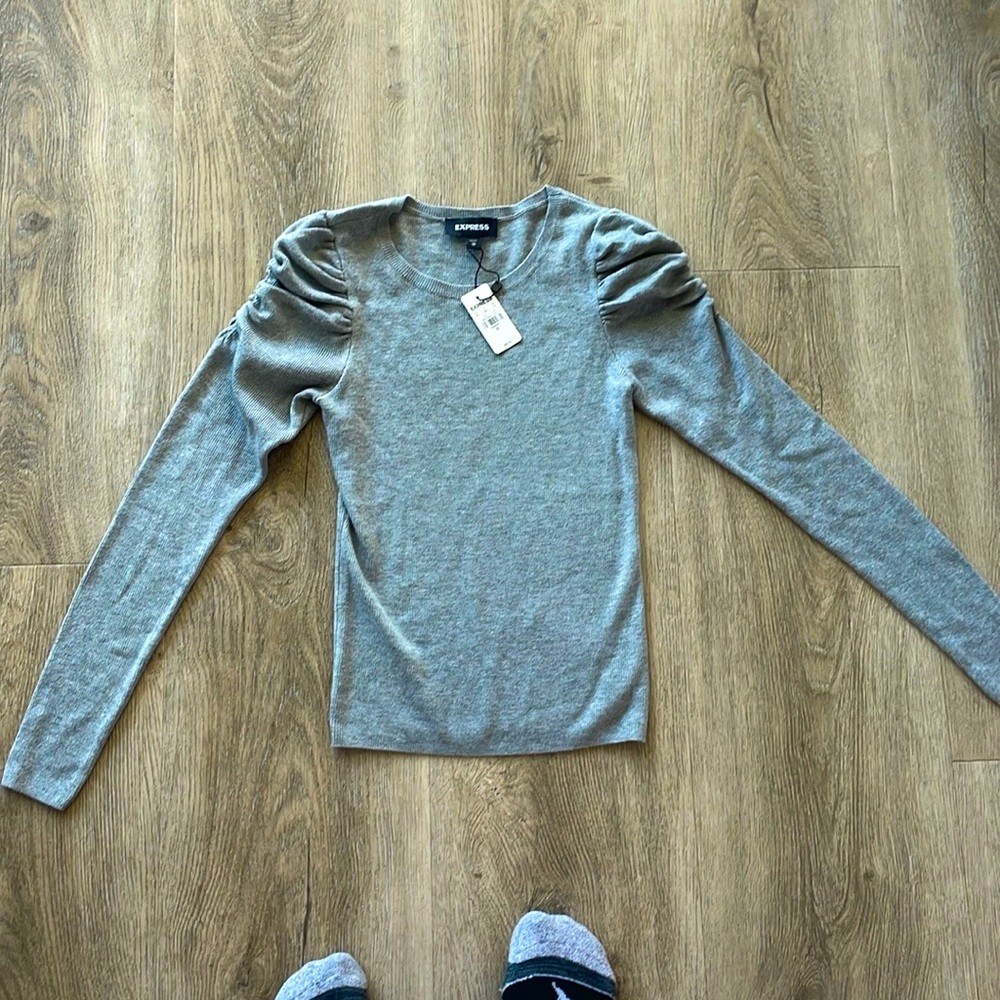 Express top gray